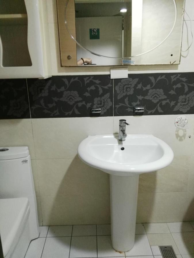 One Plus One Hotel Taipei Eksteriør bilde