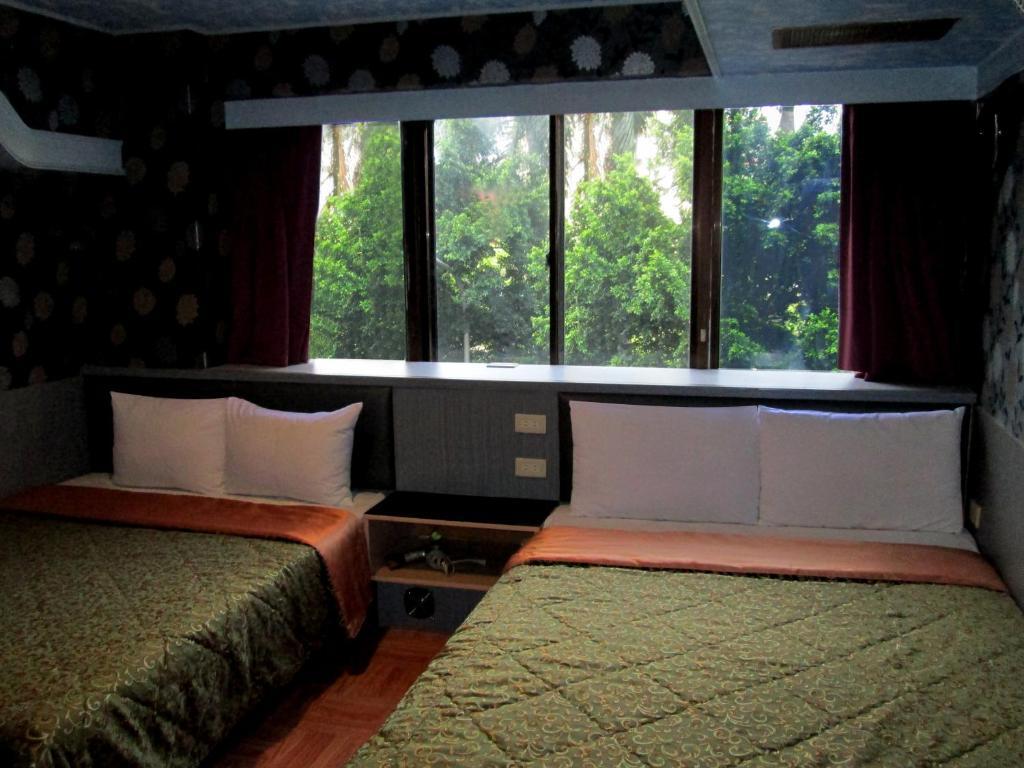 One Plus One Hotel Taipei Eksteriør bilde